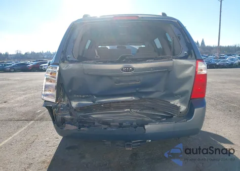 2008 Kia Sedona Lx z USA, uszkodzony, nr VIN KNDMB233386249091